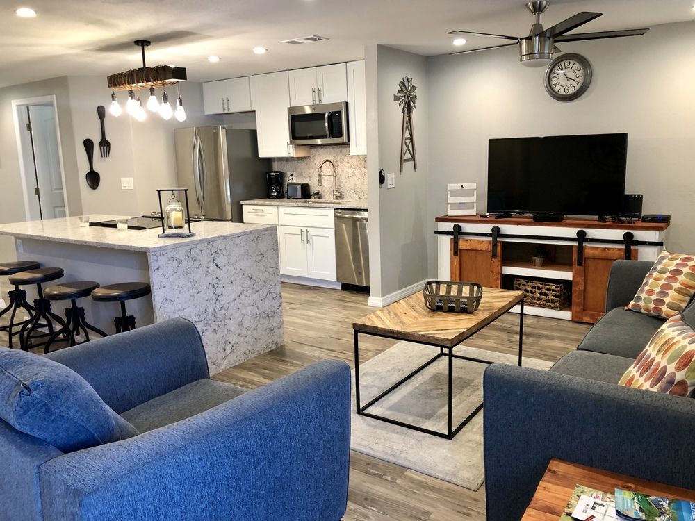 Cedar Run Apartments: 2722 49th Ave W Bradenton, FL , Bradenton, FL 34207